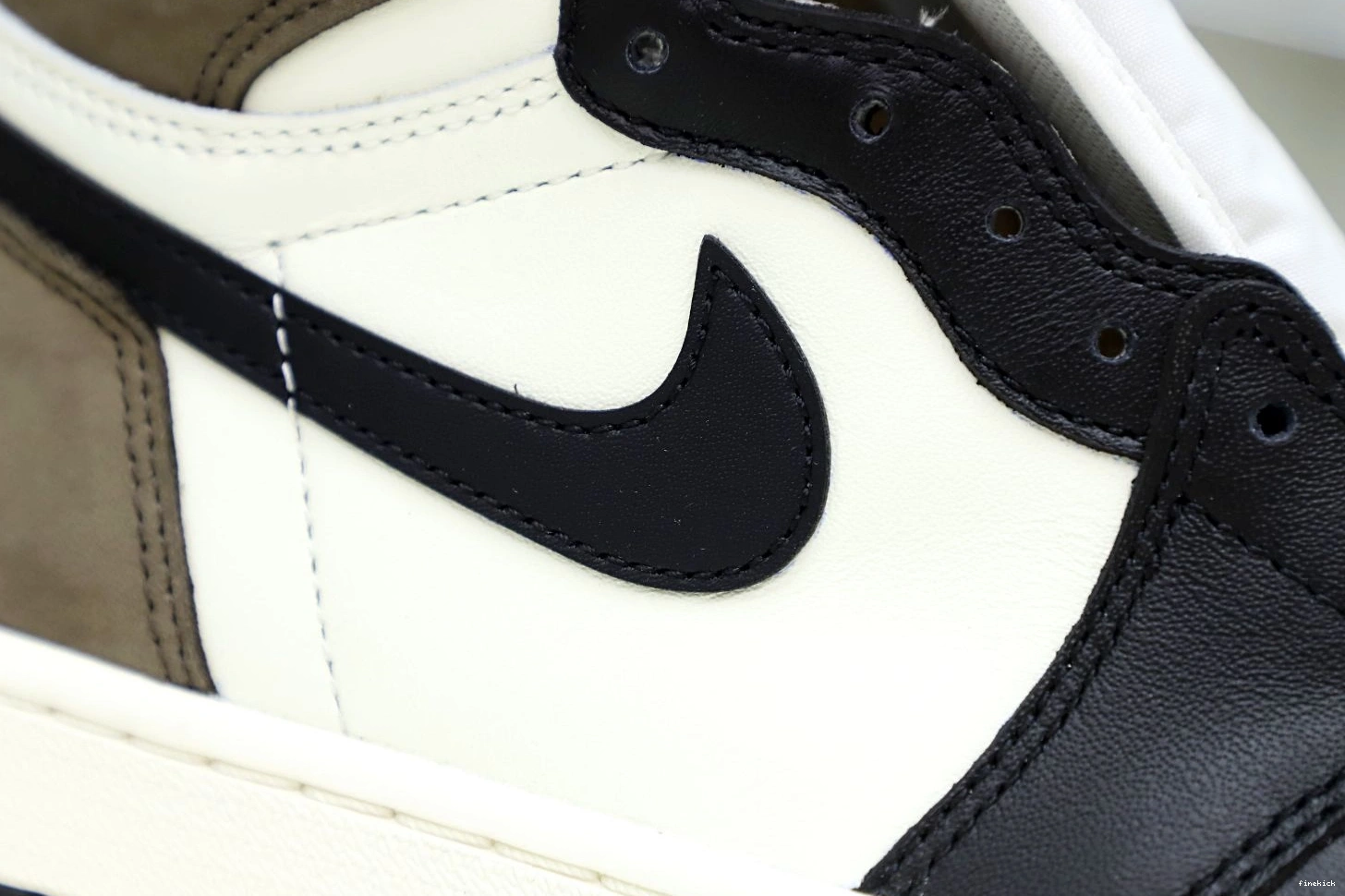 JORDAN RETRO MOCHA' HIGH 1 AIR 'DARK OG 0723